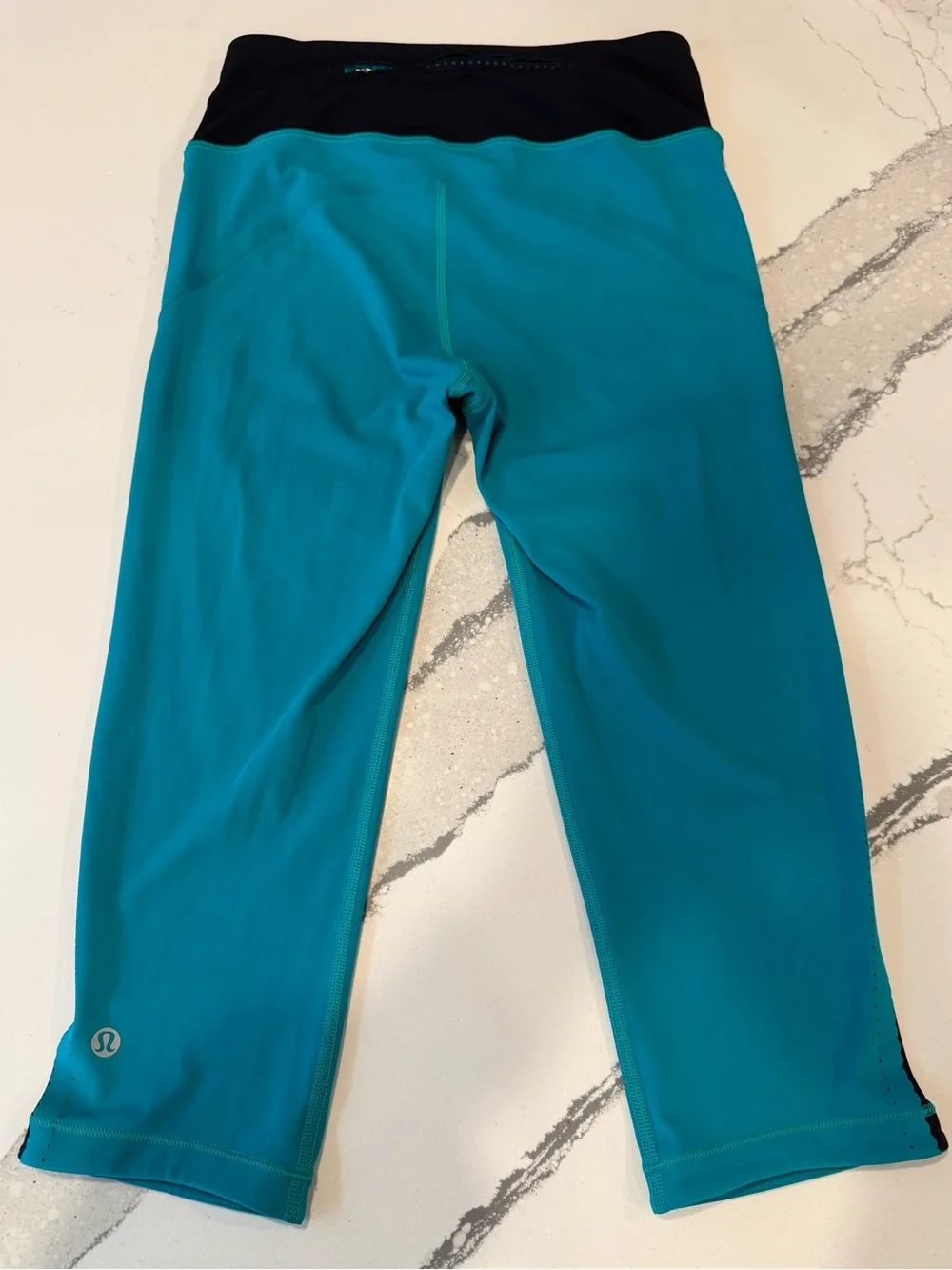 Lululemon Smooth Stride Crop 17